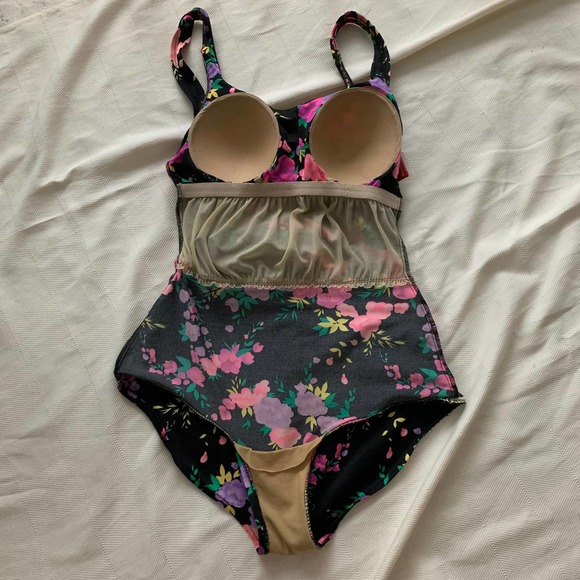 Vintage Maxine of Hollywood Floral Skirt Swimsuit - Picture 4 of 11